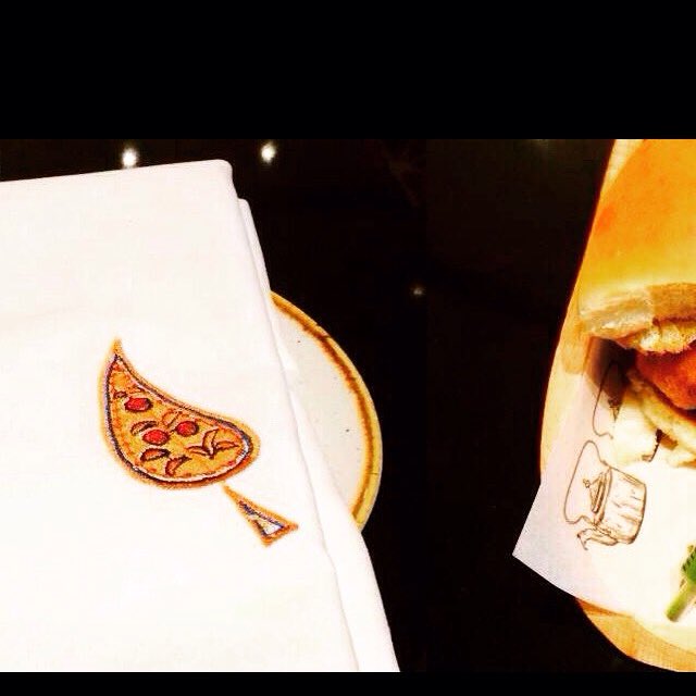 linolinens's tweet photo. #embroidery on a plate! @ShangrilaNewDel #MisterChai #handmade #linens #madeinindia #linolinens #hotel #restaurant https://t.co/CBxFmWOy0i