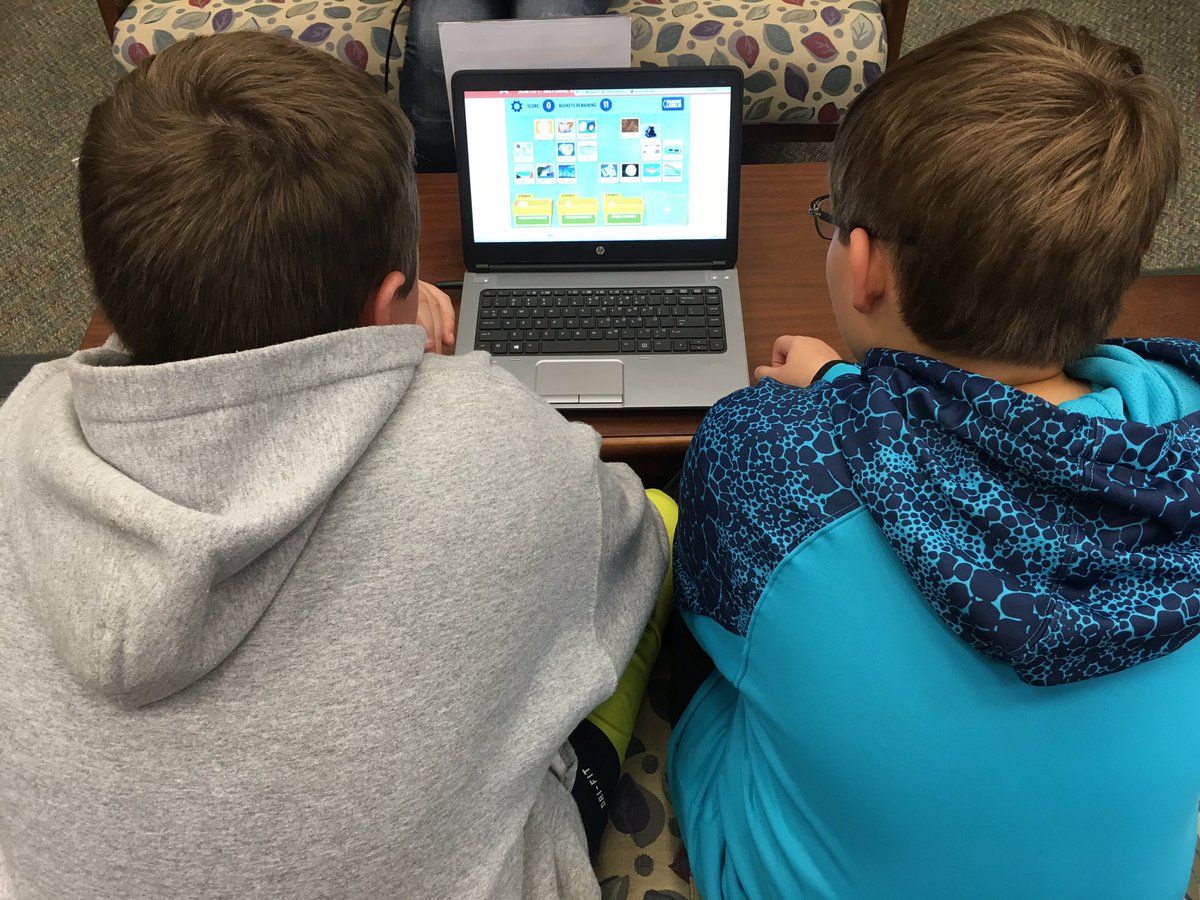 KDeuschle's tweet photo. Technology based Learning Stations help students master new topics or review for tests at PGMS. #ShowUsYourLibrary https://t.co/n5WGBY8Q9c