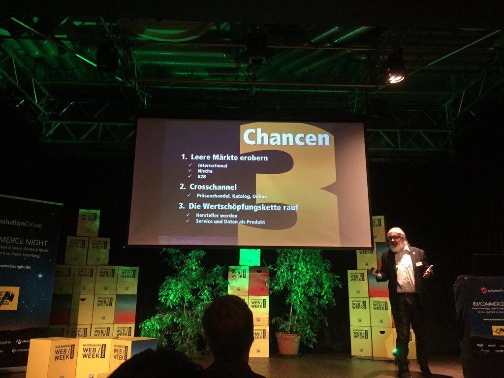 norimberga's tweet photo. @JoachimGraf Vielen Dank für den Vortrag beim Nürnberger Web Week #ecommercenight #nueww @nueww https://t.co/CPncIqQuz0