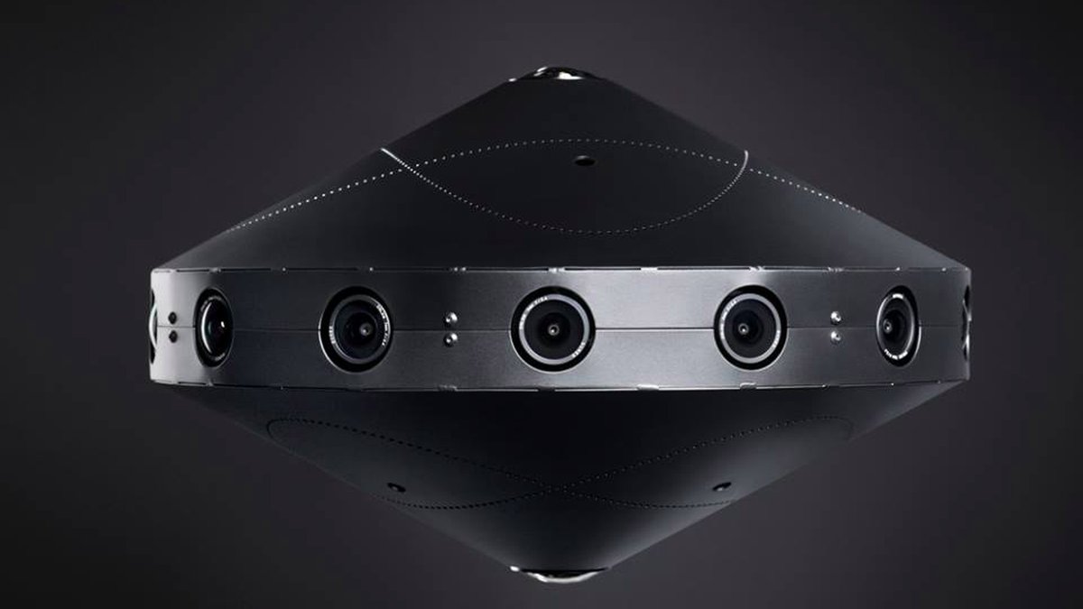 verge's tweet image. This is the Surround 360 —  Facebook's gorgeous, open-source 360-degree video camera theverge.com/2016/4/12/1139…