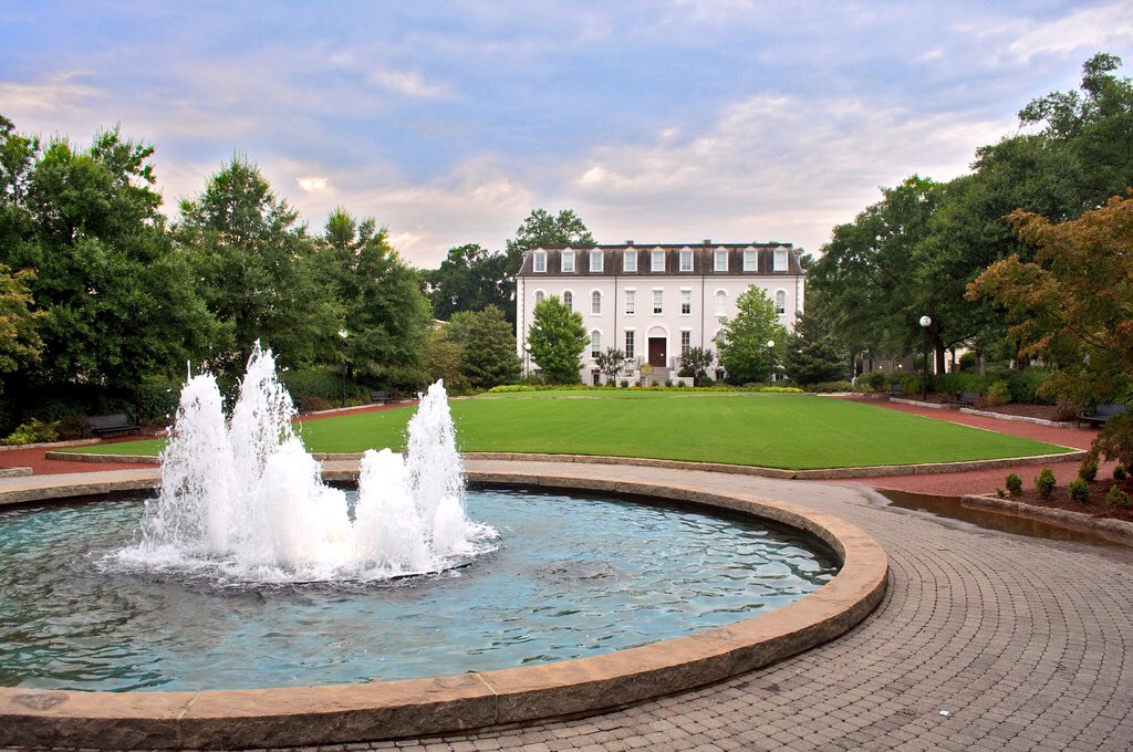 CollegesAmerica's tweet photo. University of Georgia, Athens https://t.co/Yb9TmGkAXf