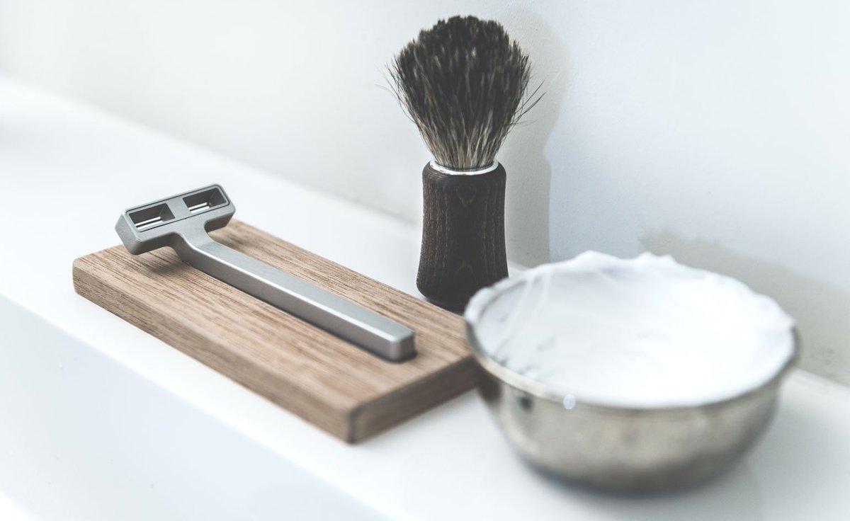 OneBlackDesign's tweet photo. Meet the brand bringing back the traditional men's shaving ritual with modern comforts: https://t.co/s6MvB1ZGhg https://t.co/RtBMBsigfB #…