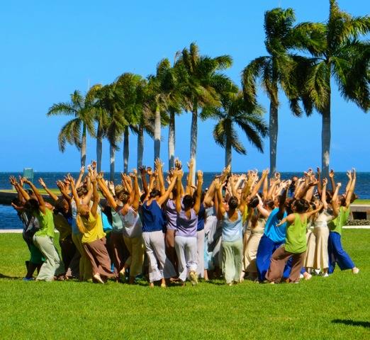 A8: Join us this Saturday, 3:30 - 10 pm. FREE 'Intersections' Exhibition. @NatlWaterDance at 4 pm! #FLTravelChat