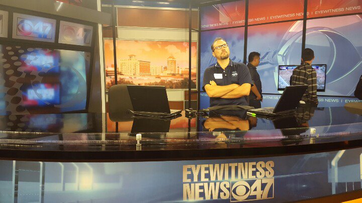 ChaneyKnight's tweet photo. @ksee24 Bullard Knights ready to deliver the news.  #jobshadowday https://t.co/2CmJdlHFlD
