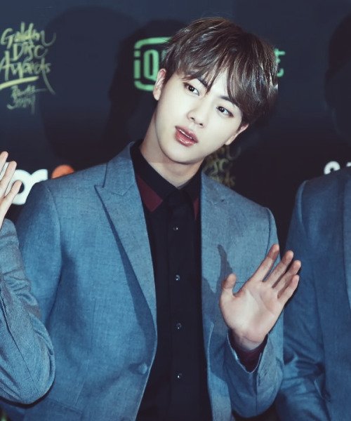 ImLisaFor's tweet photo. Kim Seokjin https://t.co/cdSP9JyDfh