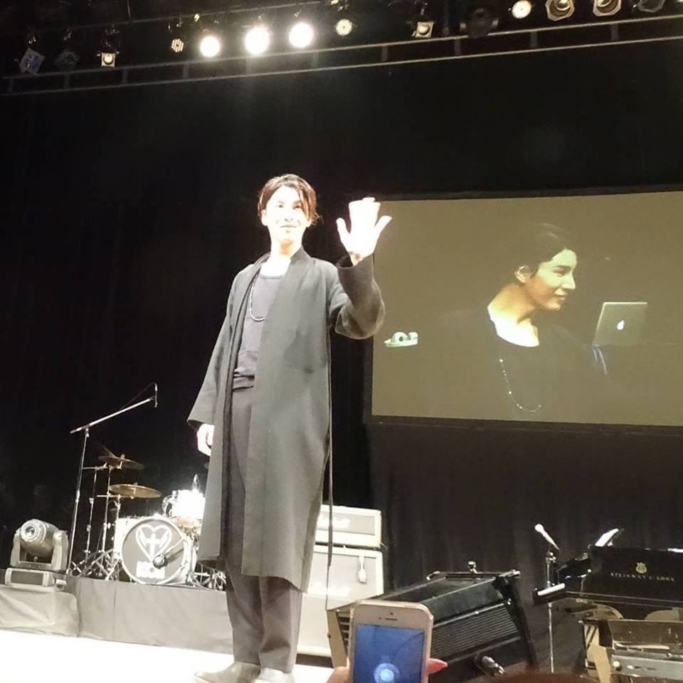 86ALICEPRINCESS's tweet photo. ICON New Album Release 'BEAUTIFUL DAY' Anniversary Concert @ NHK Hall, Osaka https://t.co/CDApPtsL69
