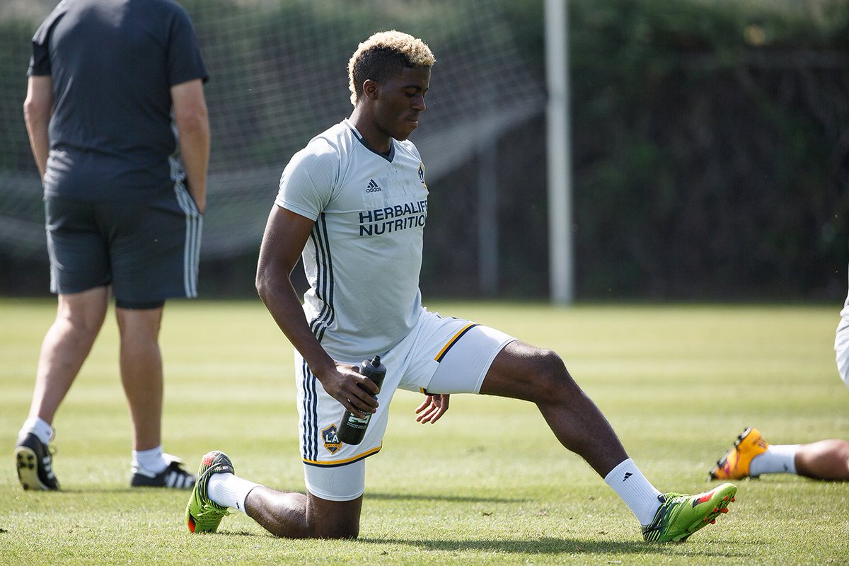 LAGalaxy's tweet image. .@gyasinho getting his hydration on after today's training session.