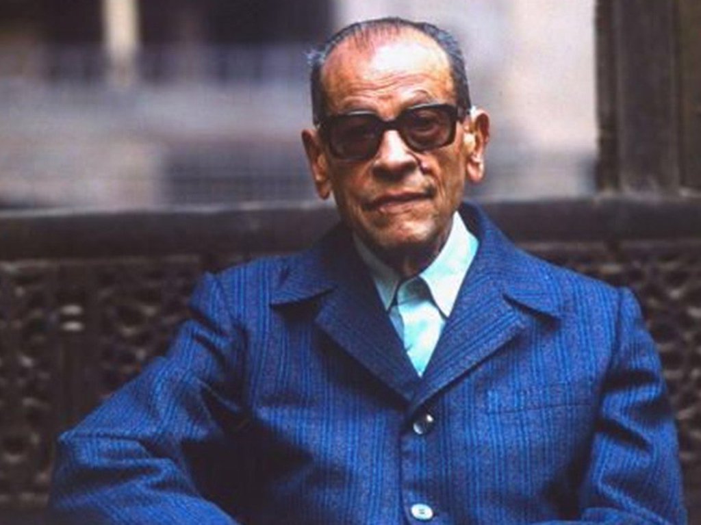 Csaying1's tweet photo. “لا أجيد رد الكلمة الجارحة بمثلها .. فأنا لا أجيد السباحة في الوحل”

- نجيب محفوظ https://t.co/h4MV72zgN5