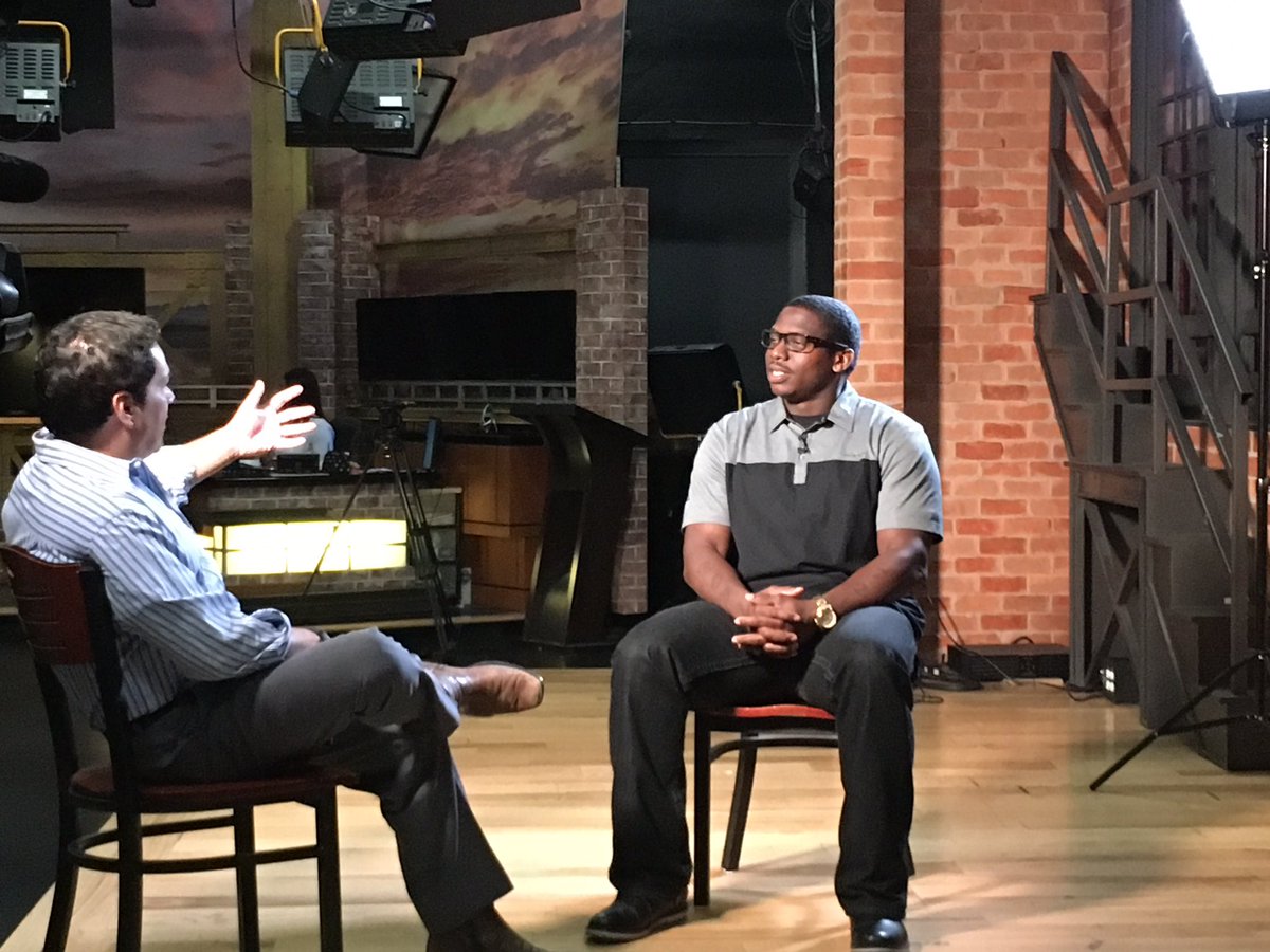 DrClarenceLeeJr's tweet photo. My man @otisamey here at the @CBSSacramento studios w/ @tlomedia talking #IPDSac2016 https://t.co/1RhFx5i3EF