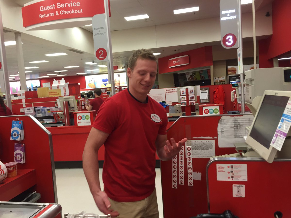 kyleT397's tweet photo. This guy helped three guest save five percent every time they shop last night!  Way to go Stephen! #sellpine https://t.co/ofluSgU7Dj