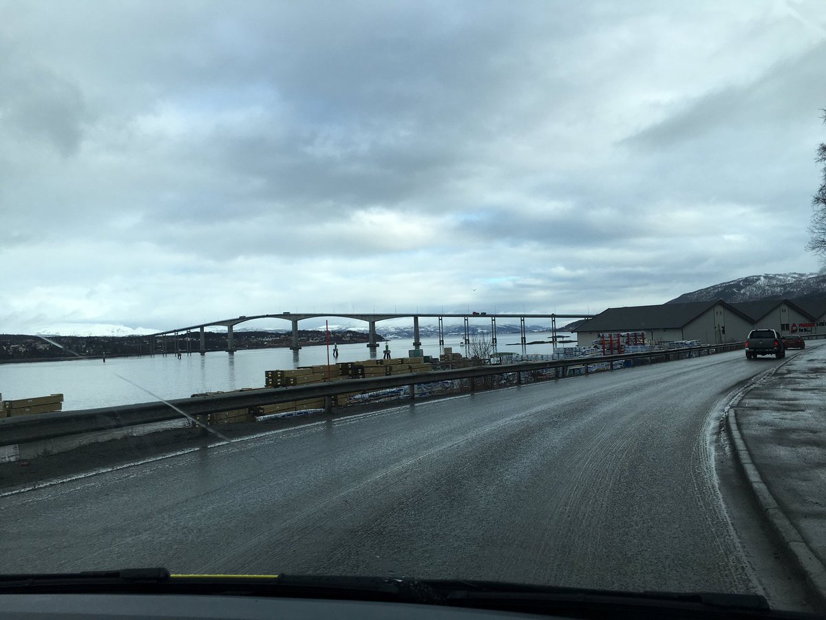 Vesleblakken er i uke 15 og 16 i Troms. Begynte småpent på Senja :)