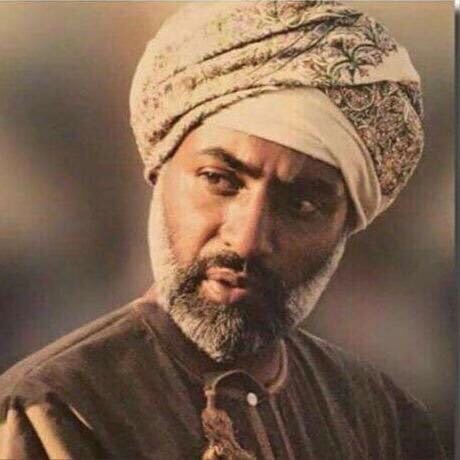 1710Ambfse's tweet photo. هدية المساء🇴🇲

هل رايتم يوماً شعباً يراقب طائرة بهذا العشق؟

عوداً حميداً سيدي ❤

#واسعدي_والتقيه_بالدعاء https://t.co/XNNC5pFknk