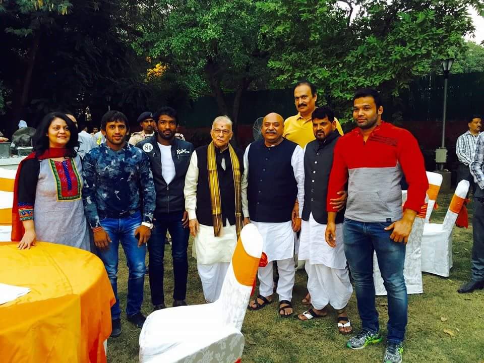 Mausamkhatri's tweet photo. #16Nov2015
It was an honour meeting Shri Murli Manohar Joshi ji, Shri @MPkaiserganj ji and all the dignitaries https://t.co/4SBb7YoX0n