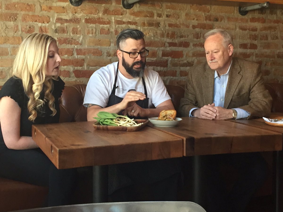 UnitedFresh's tweet photo. Final stop on our Chicago Food Tour @BristolChicago with @ChefSeanPharr #unitedfresh2016 https://t.co/FvmikhiL68
