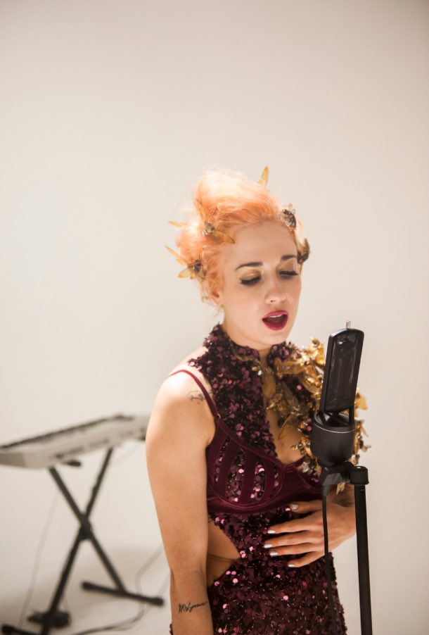 Sizzyarchives tweet picture