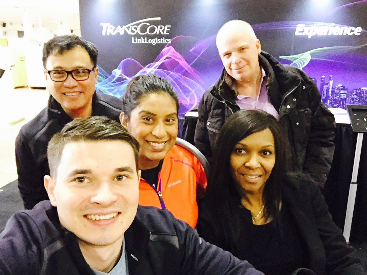 loadlink's tweet image. It&apos;s move-in day @TruckWorldShow! #TransCore #Loadlink #LetsDoThis