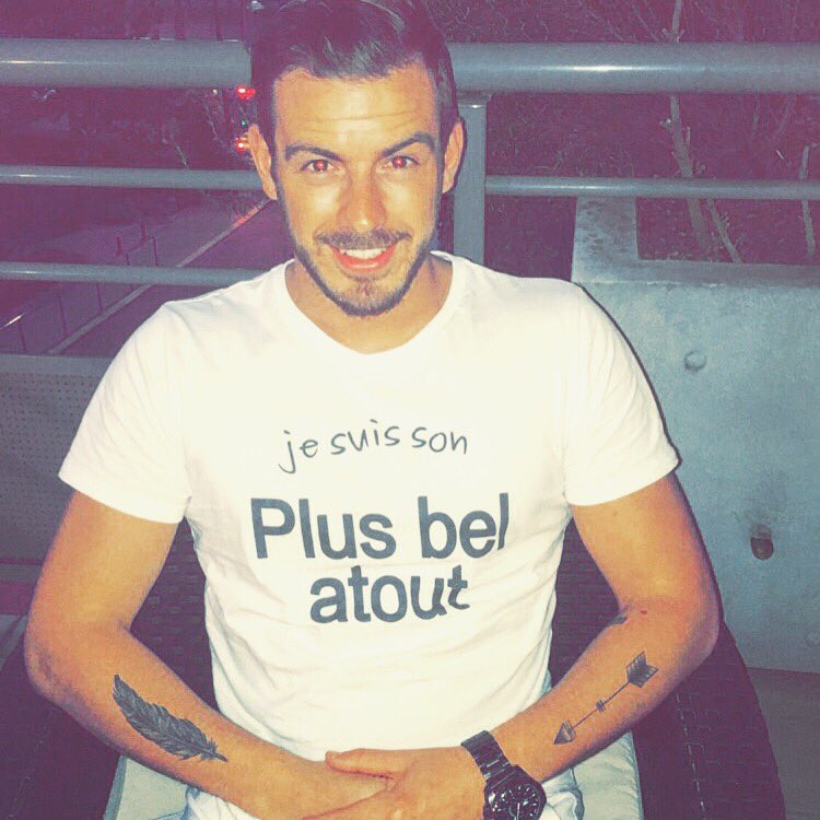 Julien_Bert's tweet photo. Bonne soirée et bon match à tous avec nos t-shirt sur https://t.co/65kM4fEbW9 😉😘 https://t.co/UEswUJmxXX