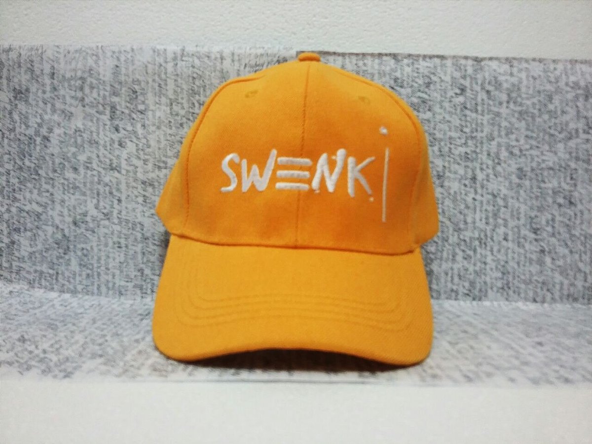 Jr_Ecko's tweet photo. Xperimental Swenk Apparel #Swenk! https://t.co/bTGM1NB17U