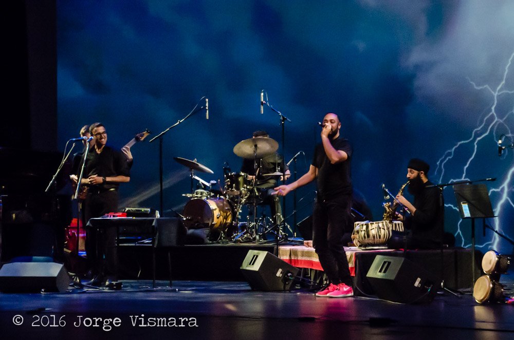 wfsmLA's tweet photo. Journeys in #newmusic
LastSat @ArataniTheatre #np @jaccc_la #spokenword #dtla #indianrhythms #globalmusic #artists https://t.co/gQPQu9MuTG