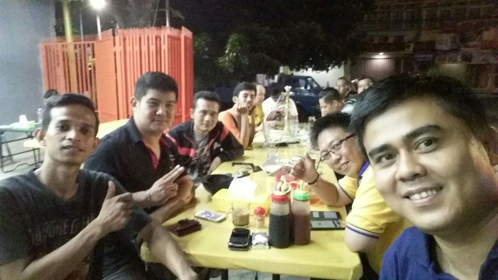 mycrimefactory's tweet photo. Kopsan BATARA at waroeng baper kedoya https://t.co/T0FeIMVhKh