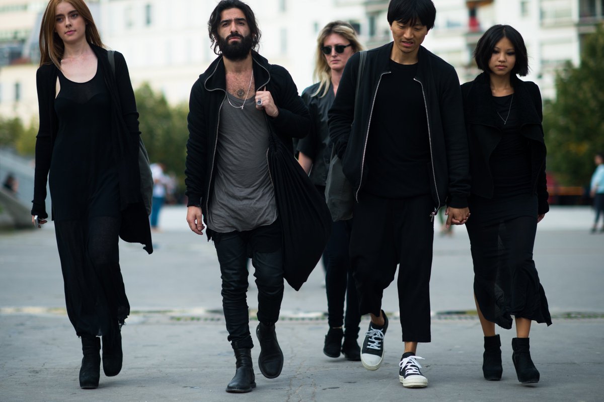 Cam_Rogers's tweet photo. In yer face, Mum. https://t.co/WcmjrLvGip #gotanyblacker #goth #fashion https://t.co/nTY7Lxa57O
