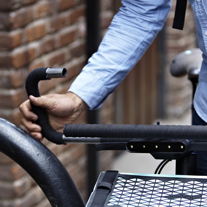OREGONMANIFEST's tweet photo. #DENNYbike was born from a simple premise: an everyday bike that removes the barriers to becoming an everyday rider. https://t.co/xpALxoyKsB