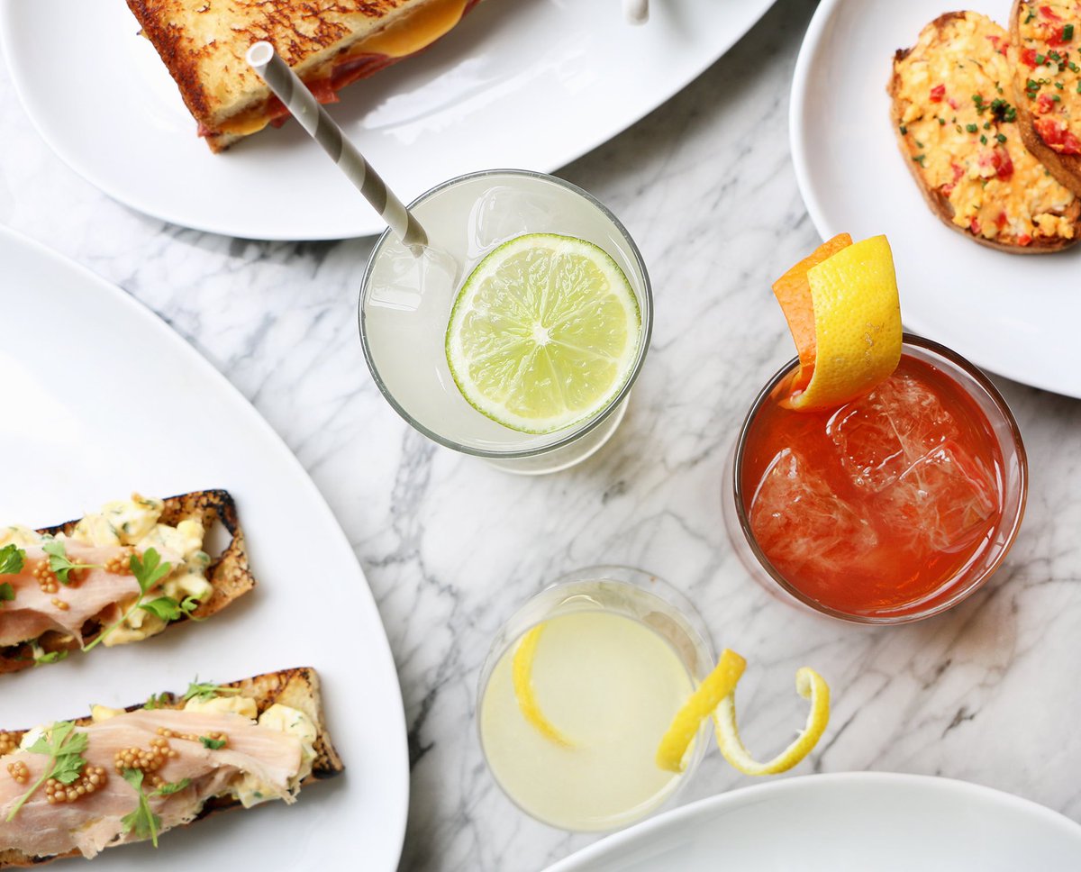Ending the day the right way. #happyhour #cheer #indulgewisely