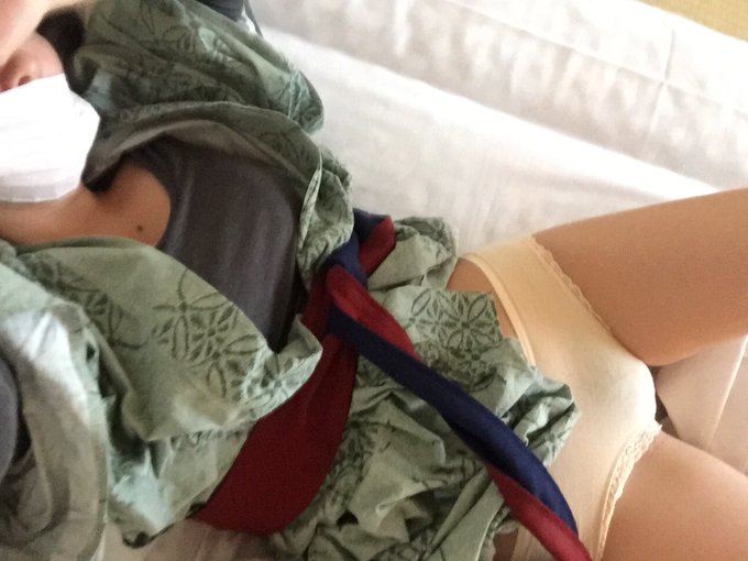 朝の浴衣の乱れ。  寒かったので残念ながらヒートテックですけどね。期待した人、ごめんぬ。&larr; https://t.co/2abvk2FM1H<a href="/tag/%E3%82%B9%E3%82%AB%E3%83%91%E3%83%BC"class="tags"><span>#スカパー</span></a>