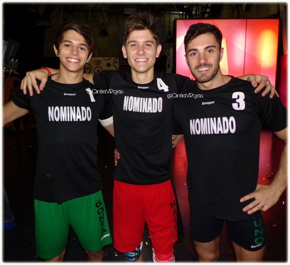 CintiaVRojas's tweet photo. #500Combates amigos y semifinalistas.. @GonzaGravano @nachonayar @BruSainzMicheli https://t.co/MZ3WgwfaaF