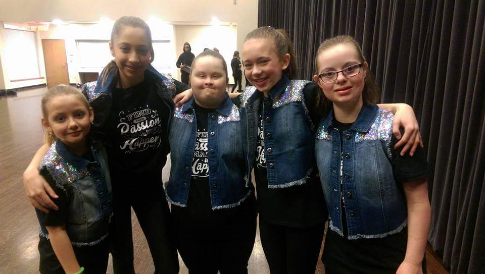 The_DA_Movement's tweet photo. #Dance friends are the best kind of friends! #Seetheability #DanceAbilityMovement https://t.co/lGM1yJpzAv