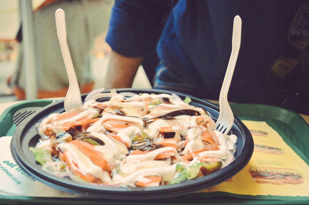 devinesandip's tweet image. #healthy_dinner Subway salads