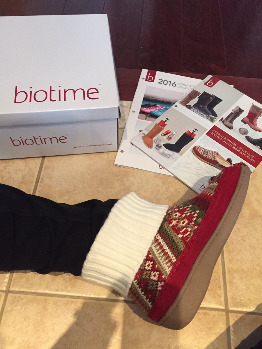 DebbieDavidov's tweet photo. Look at these super cute #slippers! Check out the latest collections from #biotime #IPRGiftLounge https://t.co/4bfmESatST