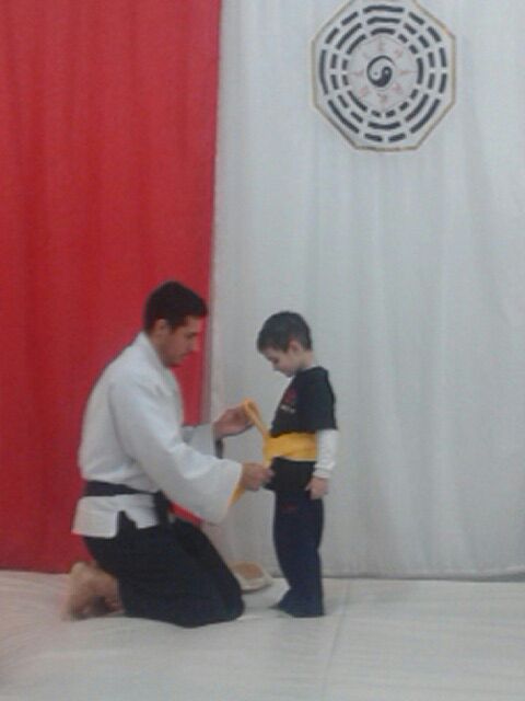 FacuRecinto's tweet photo. #Entregadecintos #Juniors #Pakua #wpkf #federacionmundial https://t.co/ZQV9UJyflN