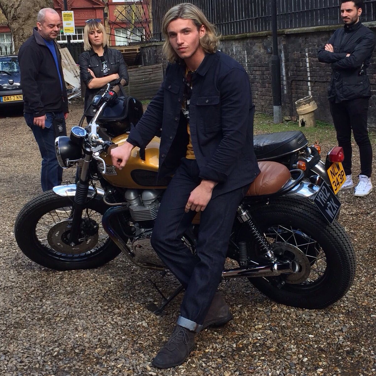 Ben_Slade's tweet photo. Behind the scenes...... #ss17campaign https://t.co/dGqBPpYsSU
