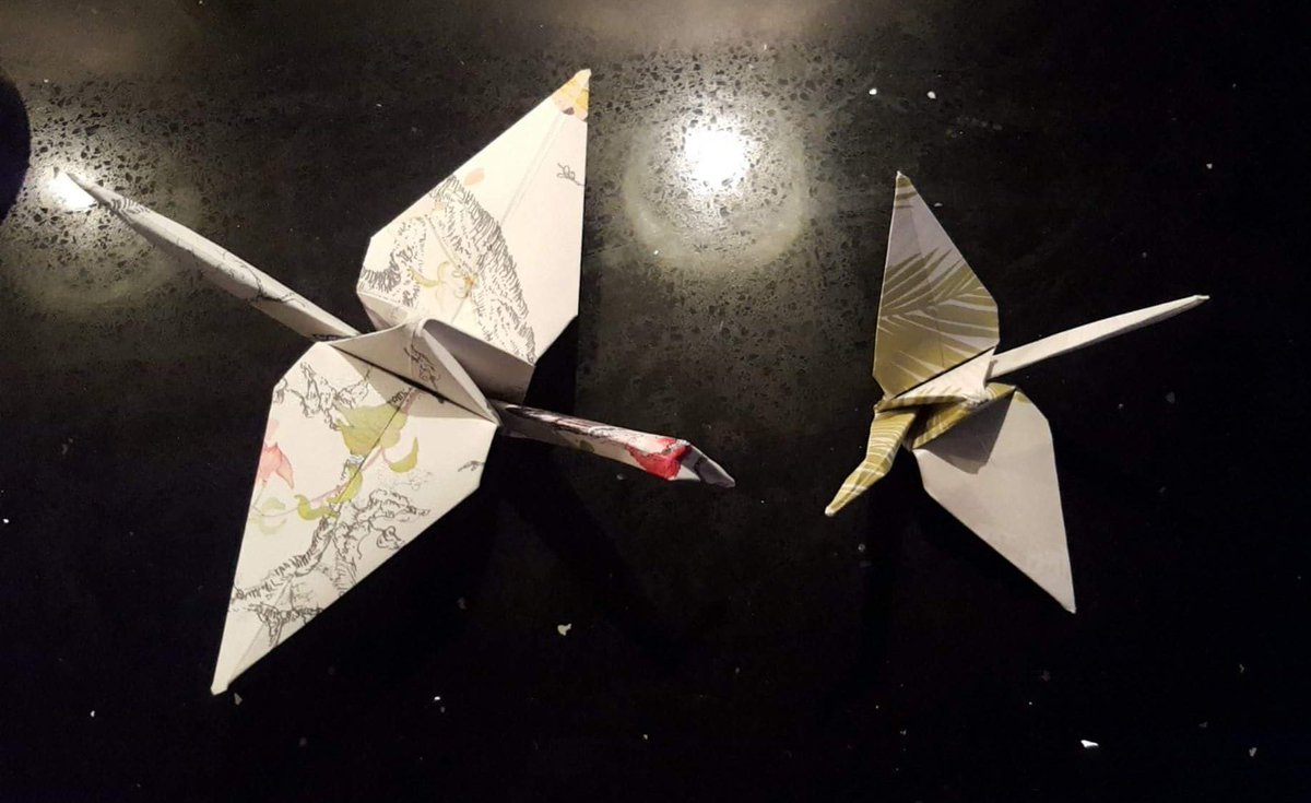 bethan_senior's tweet photo. Getting involved with the #BIGFOLD for the #1000cranes cherry blossom event at @DoddingtonHall πΌπΈπΌ https://t.co/TKTfzmcNBz