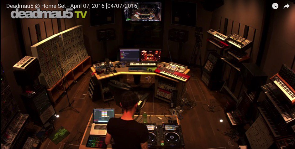 𝓽ｏＮץ on X: "deadmau5 streams a live performance from his home studio -->  https://t.co/BX81TuXu79 #DancingAstronaut #deadmau5  https://t.co/qRhkKIkJdz" / X