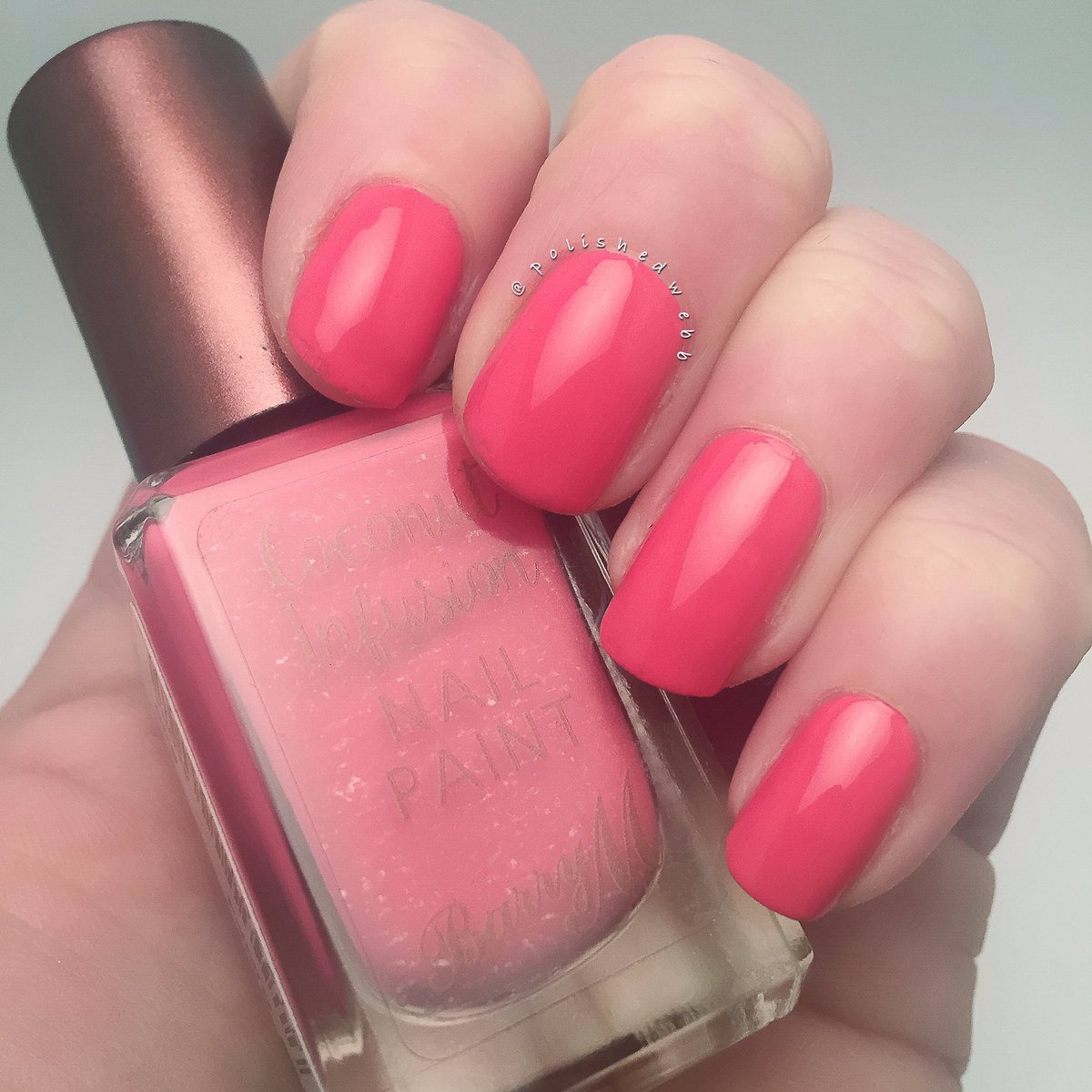 polishedwebb's tweet photo. Aloha from @BarryMCosmetics #coconutinfusion collection. #barrym #nails #notd #barrymcoconails https://t.co/u8ep1c4krF