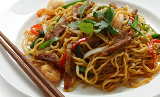 CulturaColectiv's tweet photo. Si te gusta la comida china, haz estas 10 recetas que son fáciles y rápidas de prepararhttp://bit.ly/22gTvIi https://t.co/axHuEJcjHK