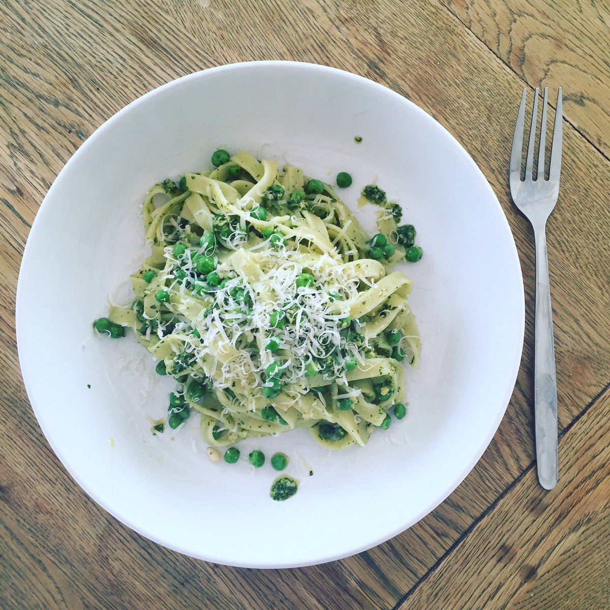 the_grubbuddy's tweet photo. Simple things in life 👌🏼 ...
Quadruple P's 
#pppp #pasta #peas #pesto #parmesan https://t.co/6aWFraN95s