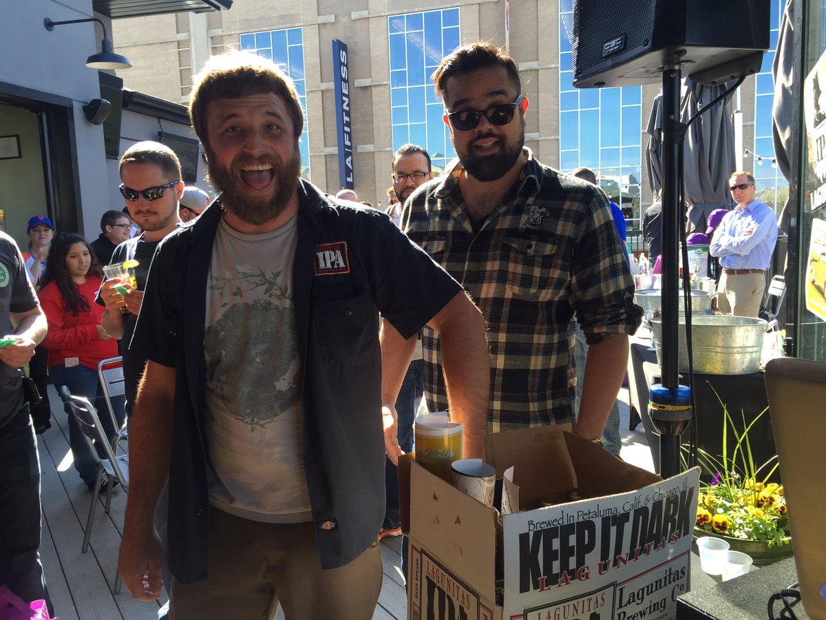 TheGreeneTurtle's tweet photo. Thanks to our pals @lagunitasbeer for providing some raffle items for #BYOB2016 today! https://t.co/ibmMJFhpPV