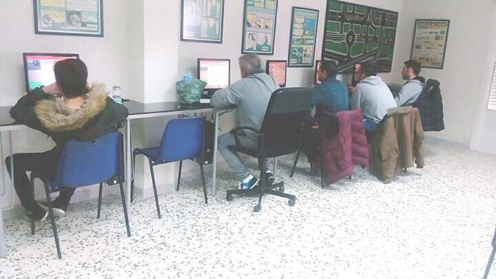 Tarde de repaso del intensivo en Autoescuela Gabriel