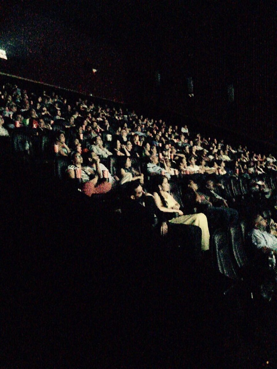 GracoParedes's tweet photo. Ya en cines película hondureña #CuandoTeHablenDeAmor Drama romántico con toques de comicidad
https://t.co/VZvVJDHnV8 https://t.co/6APg7Veuqx