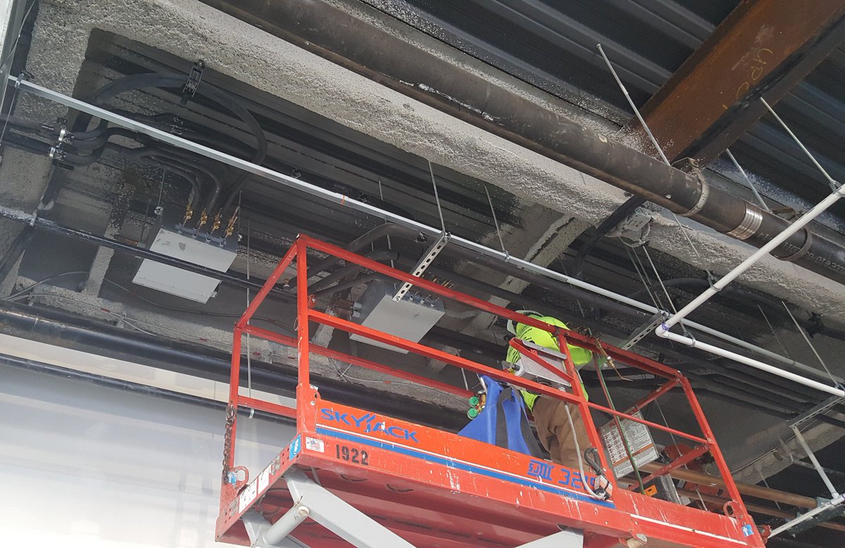 HvacPrecision's tweet photo. Installation process for the VRF system at University Place in Orem Utah #VRF #LG #Universityplace #HVAC https://t.co/9SXVMfemk9