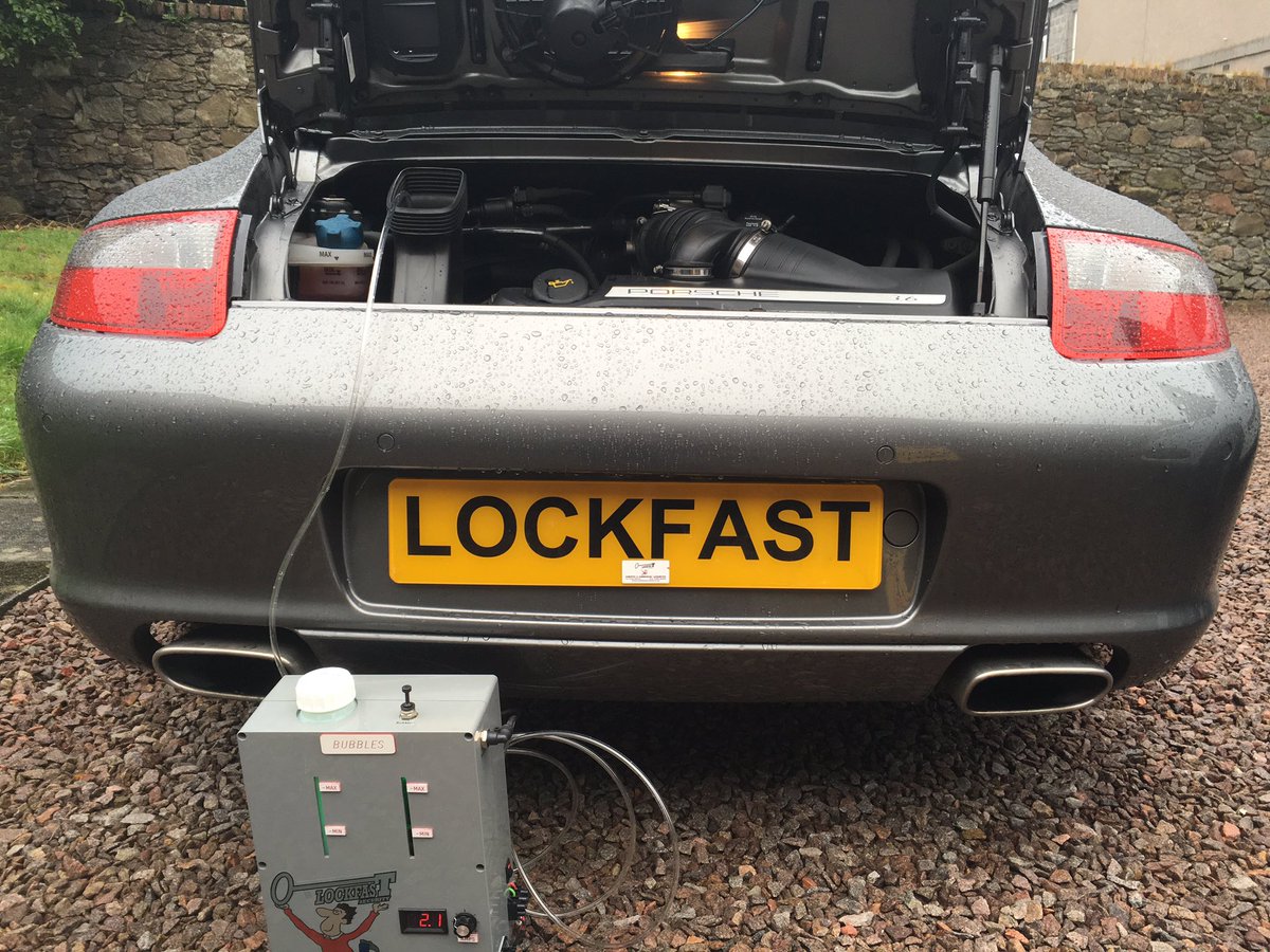 Want to purify you Porsche? Time for a carbon clean! #mpg #carbonclean #lockfast