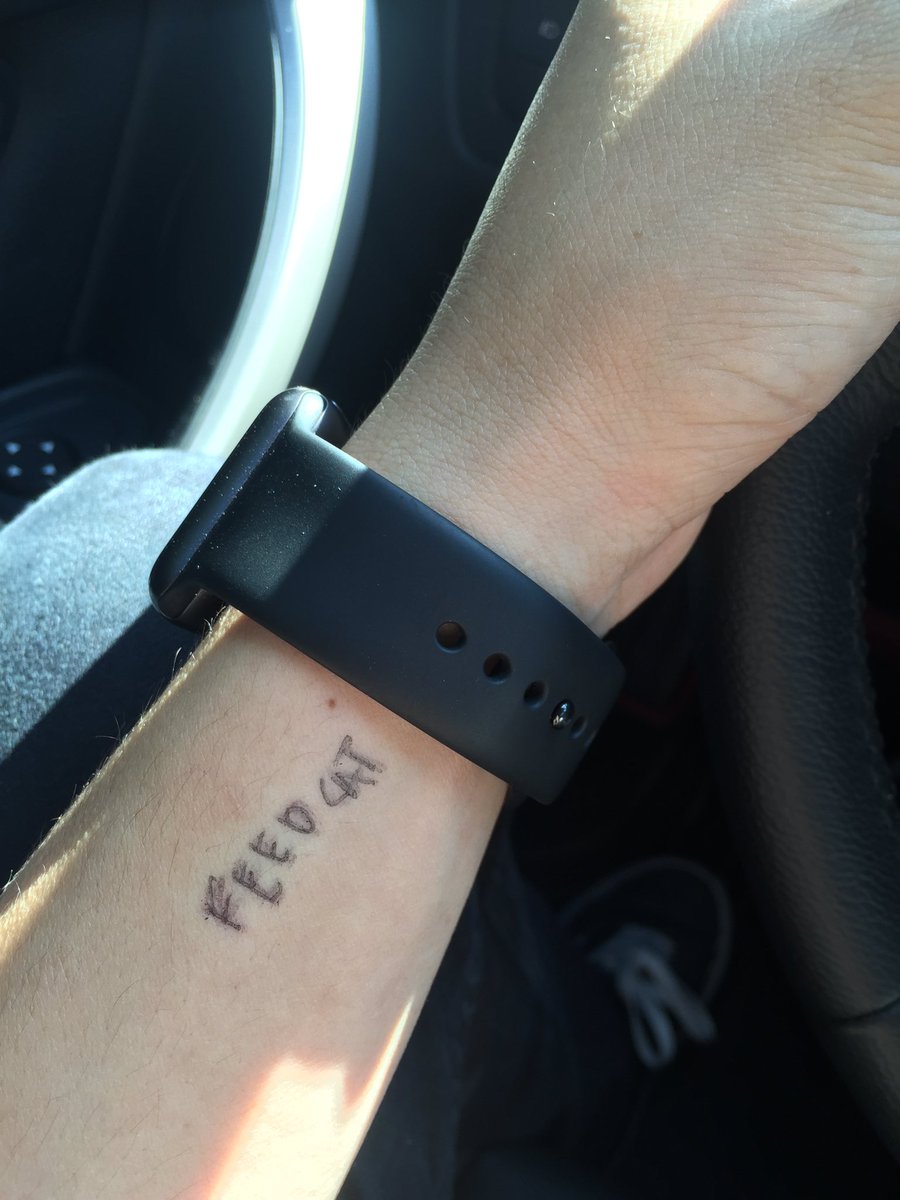 mistahfu's tweet photo. This is my fav place to write reminders🖋#feedcat https://t.co/tefd8T0OOL