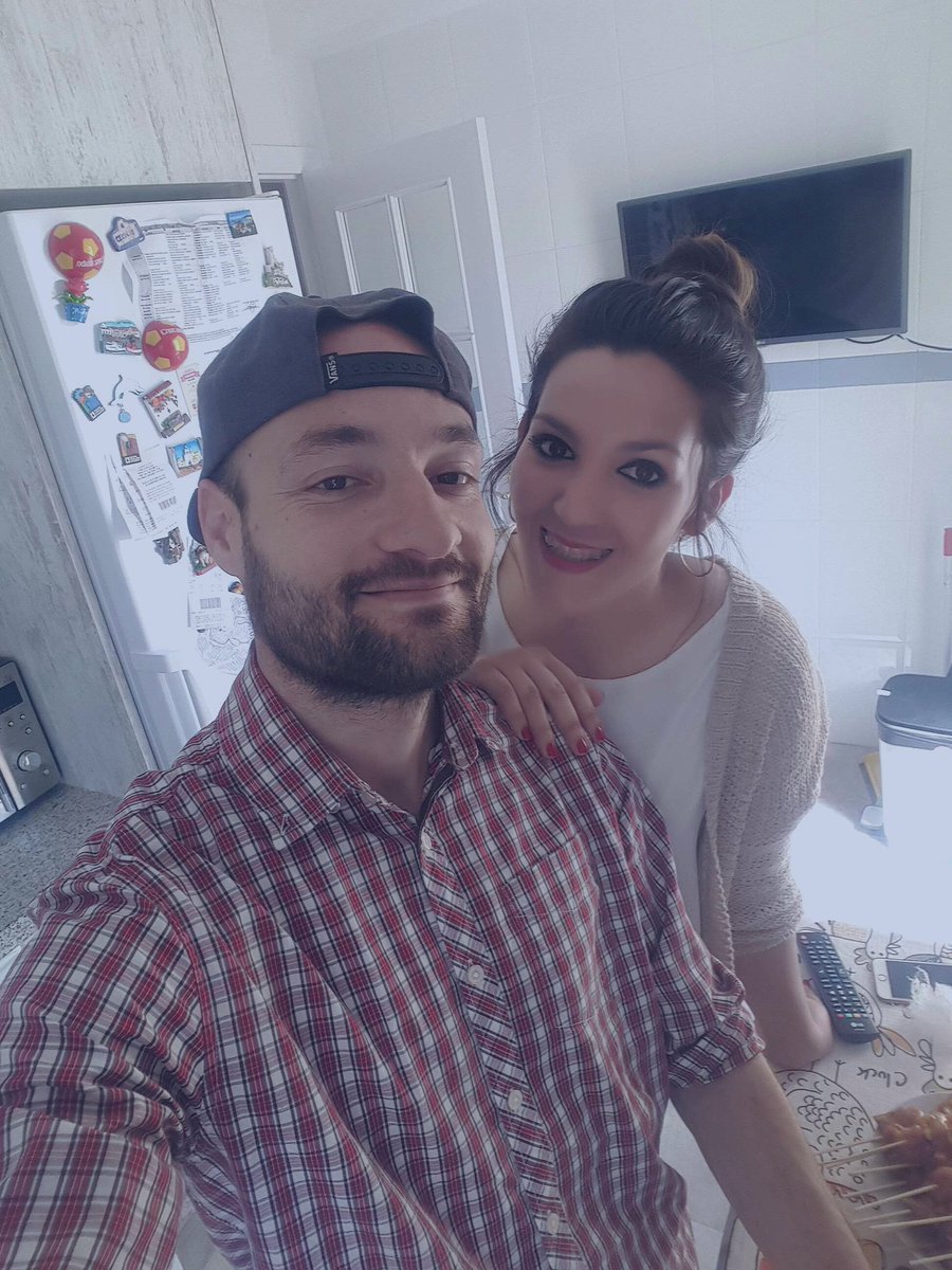 jander_9's tweet photo. Porque contigo todos los momentos son especiales @melanisola https://t.co/dWKZL5RjNv