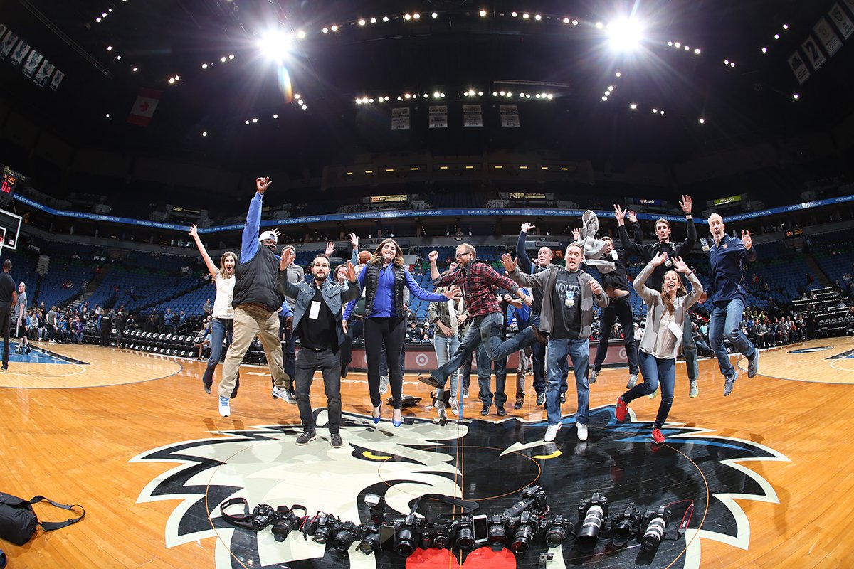 Timberwolves's tweet photo. We hosted a group of Instagrammers at a Wolves game. What happened was pretty awesome.

📷: https://t.co/8SEq2EhKOe https://t.co/2e22bv2hi9