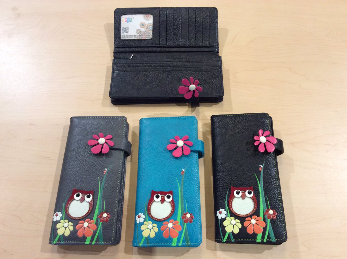 Cloud9Cloth's tweet photo. Another vegan leather wallet. 
#cloud9cloth  #wallets  #owls  #veganleather
#whoothoot https://t.co/MgnX5OC4yC