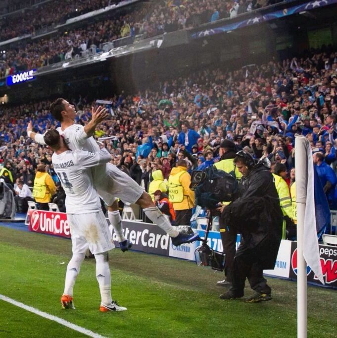 ReinoMadridista's tweet photo. "Va a ser una noche mágica. Lograremos la remontada. Será una noche perfecta". 

DON CRISTIANO RONALDO. https://t.co/mQgFeQESZ9