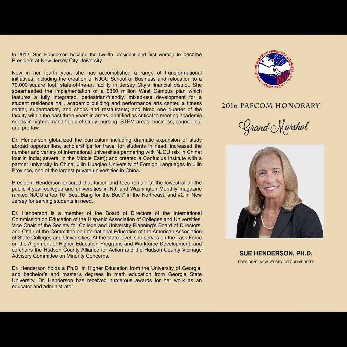 PAFCOM_NJ's tweet photo. PAFCOM proudly presents Dr. Sue Henderson, PAFCOM 2016 Honorary Grand Marshal 👏🏽🇺🇸🇵🇭 #pafcom2016 #gm2016 https://t.co/67xhmNqXaA